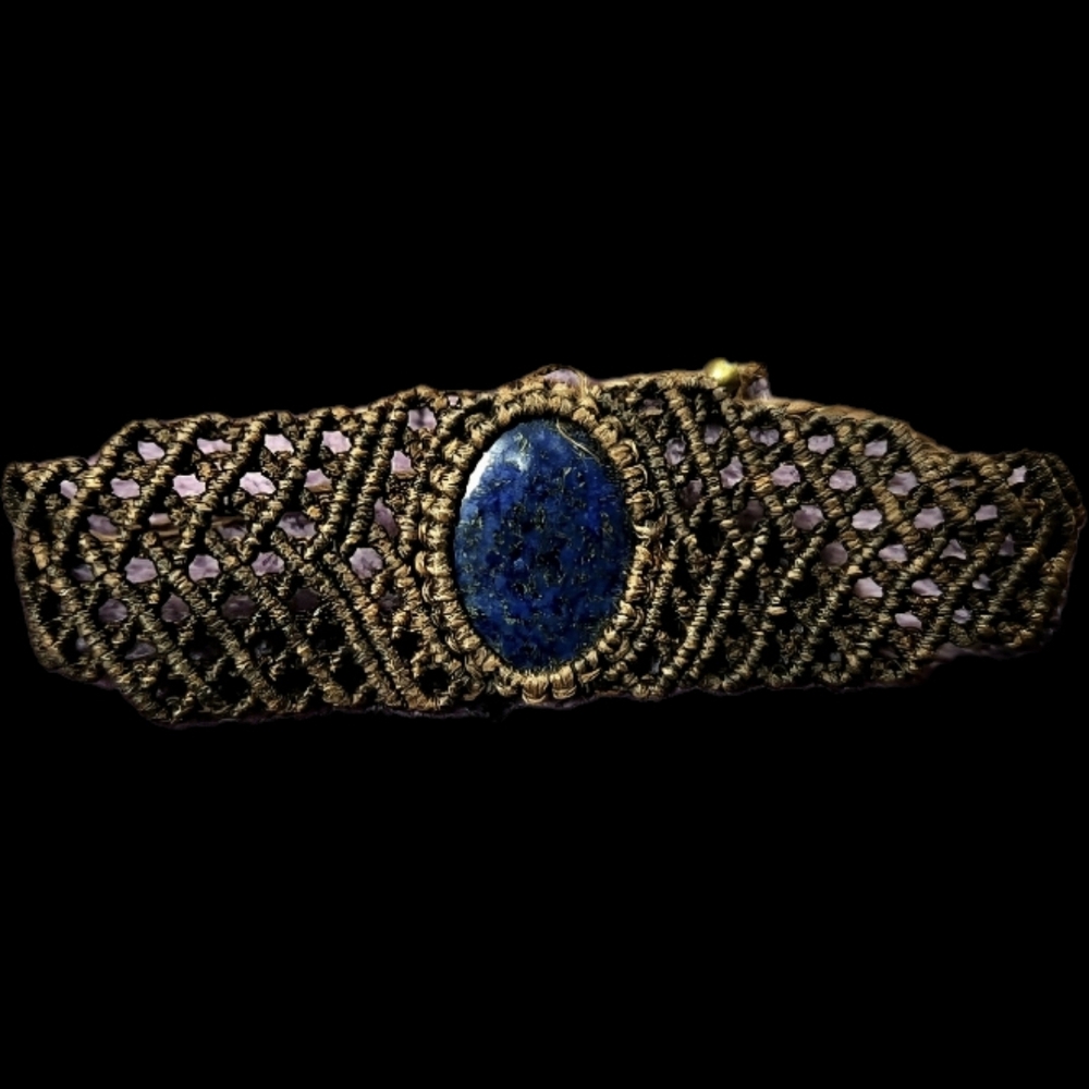 Elegant Gold and Blue Stone Bracelet